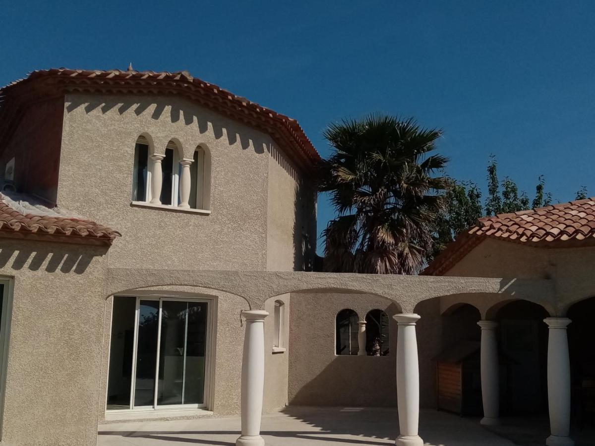 Bienvenue A L Hacienda Villa Magalas Екстериор снимка